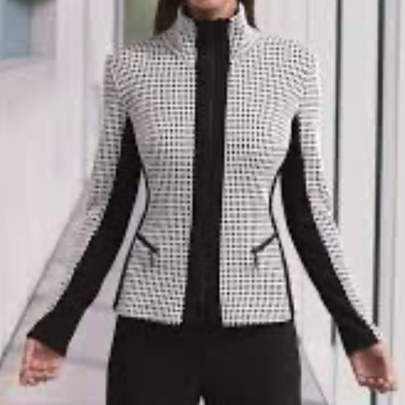 NWT ▶️ Joseph Ribkoff ◀️ JacketWhite Black Zip Front Waffle Knit Stretch